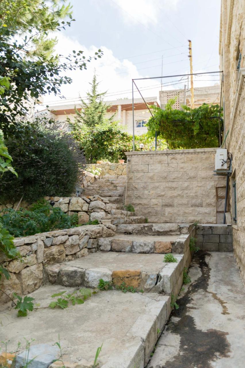 Mresty Guest House Mtolle Exterior photo